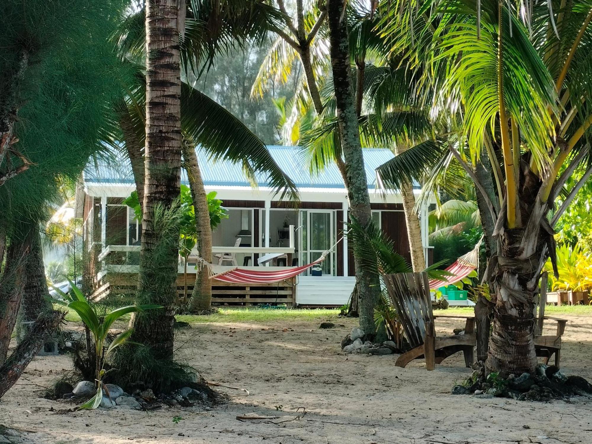 Oronga Beach Arorangi Ngoại thất bức ảnh